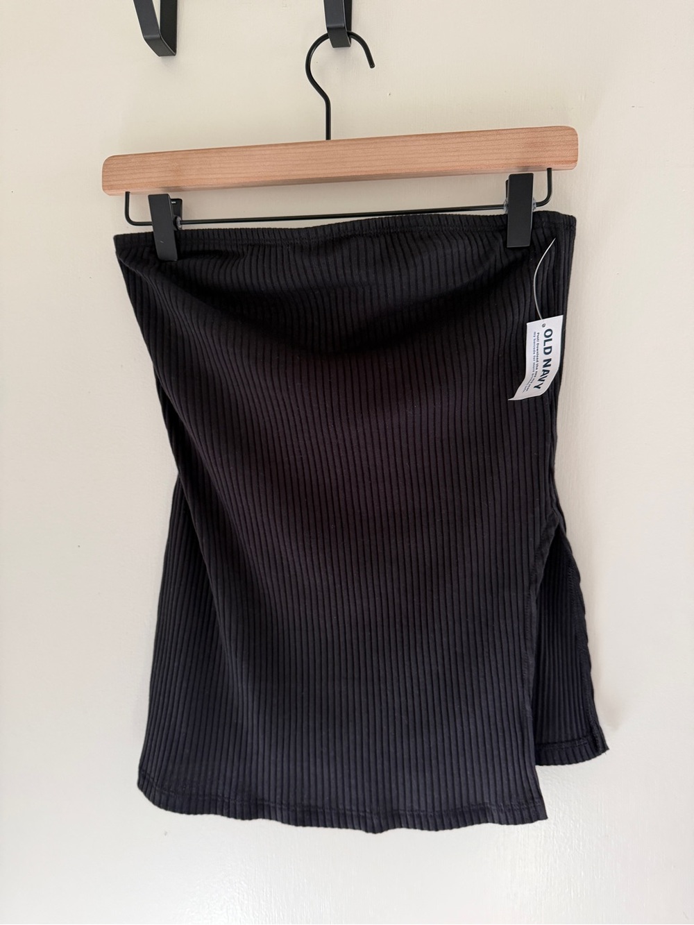 Old Navy Black Ribbed Strapless Top